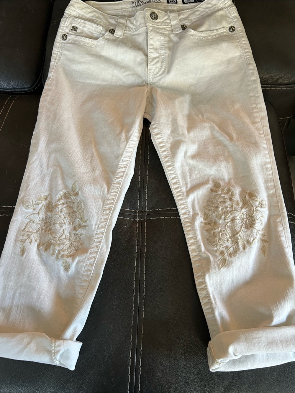 Miss Me White Denim Cropped Jeans